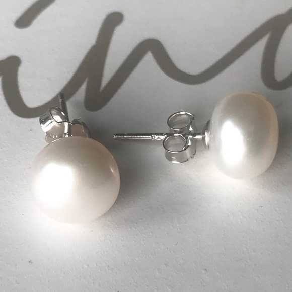 🆕GENUINE PEARL earrings & sterling silver post - Picture 3 of 4